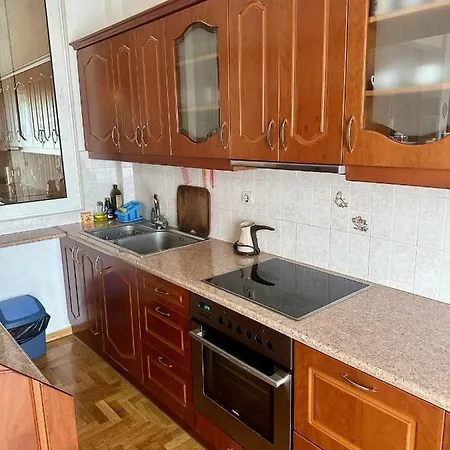 Διαμέρισμα Vintage-style 2 Bedroom At Katechaki