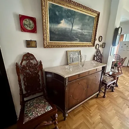 Vintage-style 2 Bedroom At Katechaki Apartment