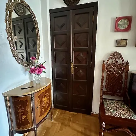 Vintage-style 2 Bedroom At Katechaki