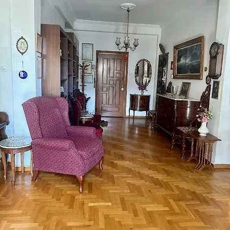 Vintage-style 2 Bedroom At Katechaki Apartment