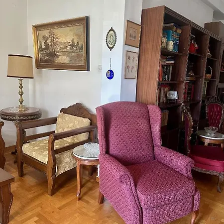 Vintage-style 2 Bedroom At Katechaki * Athens