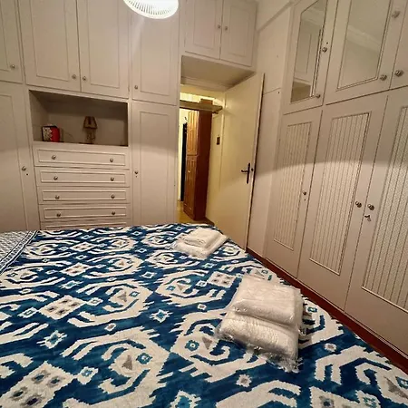 Vintage-style 2 Bedroom At Katechaki Apartment Athens
