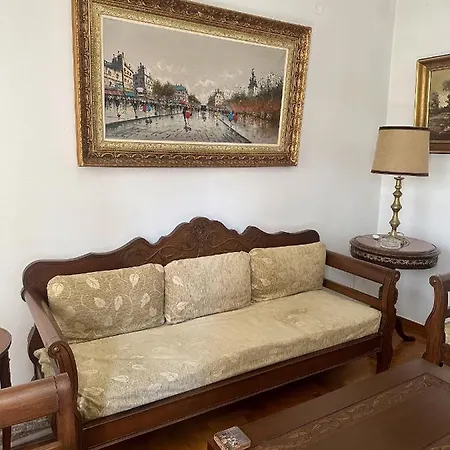 Apartment Vintage-style 2 Bedroom At Katechaki *